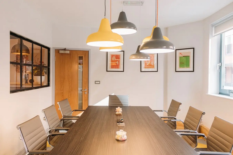 Choose the Best Seminar Room Mod Lighting: Inspiration for Cozy Learning Environments